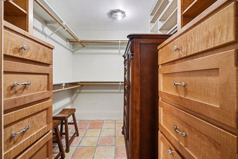 Tiny photo for 557 Pompano Street, Bayou Vista, TX 77563 (MLS # 91989133)