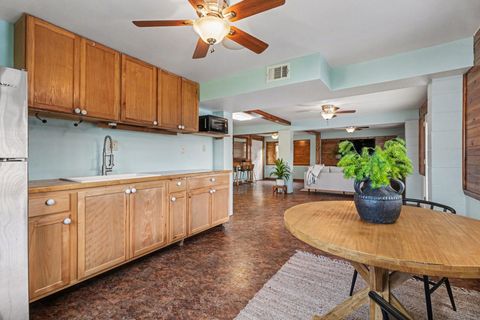 Tiny photo for 557 Pompano Street, Bayou Vista, TX 77563 (MLS # 91989133)