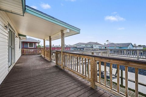 Tiny photo for 557 Pompano Street, Bayou Vista, TX 77563 (MLS # 91989133)