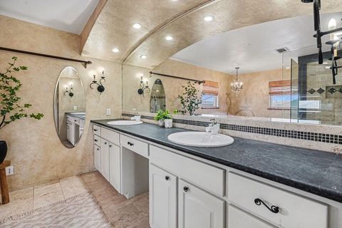 Tiny photo for 557 Pompano Street, Bayou Vista, TX 77563 (MLS # 91989133)