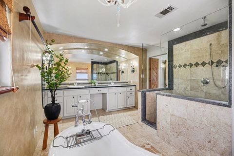 Tiny photo for 557 Pompano Street, Bayou Vista, TX 77563 (MLS # 91989133)