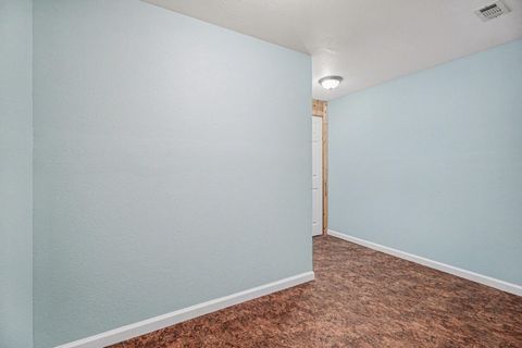 Tiny photo for 557 Pompano Street, Bayou Vista, TX 77563 (MLS # 91989133)