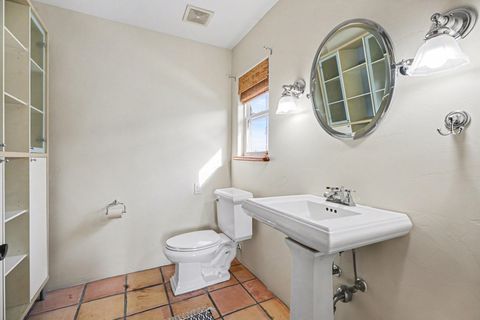 Tiny photo for 557 Pompano Street, Bayou Vista, TX 77563 (MLS # 91989133)