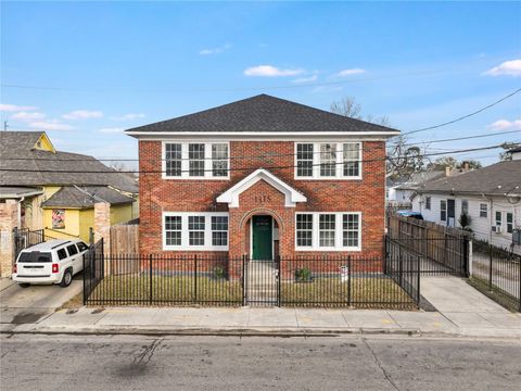 Photo of 1115 Hogan Street #1, Houston, TX 77009 (MLS # 64339038)