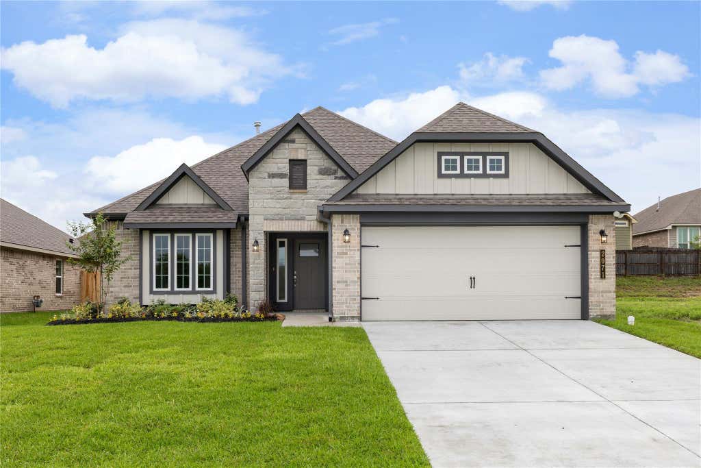 Photo of 2071 Winepress Road, Brenham, TX 77833 (MLS # 69738570)