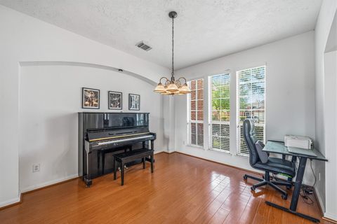 Tiny photo for 10319 Stan Brook Drive, Houston, TX 77089 (MLS # 86573745)