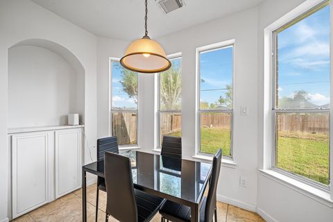 Tiny photo for 10319 Stan Brook Drive, Houston, TX 77089 (MLS # 86573745)