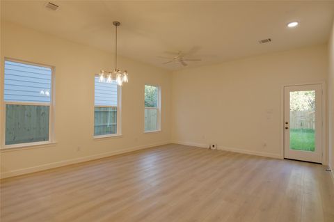 Tiny photo for 955 Ringold Street, Houston, TX 77088 (MLS # 17794641)