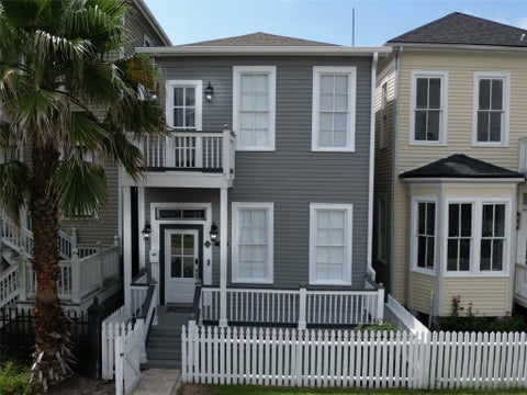Photo of 1605 Market Street, Galveston, TX 77550 (MLS # 18032055)