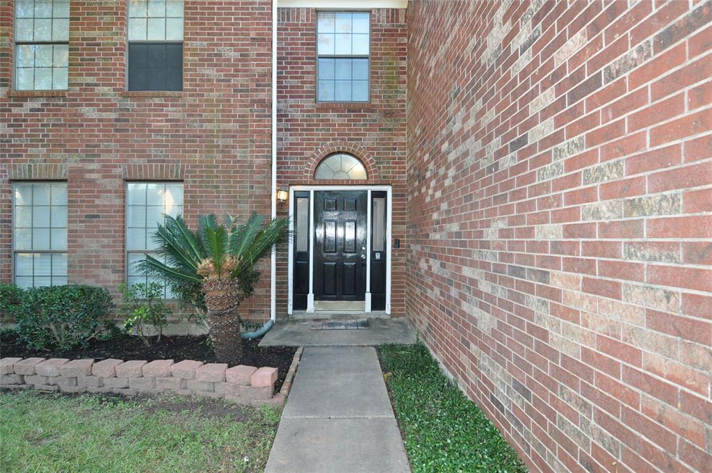 530 Hawthorn Place