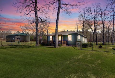 Photo of 128 Michelle Lane, Trinity, TX 75862 (MLS # 94362685)
