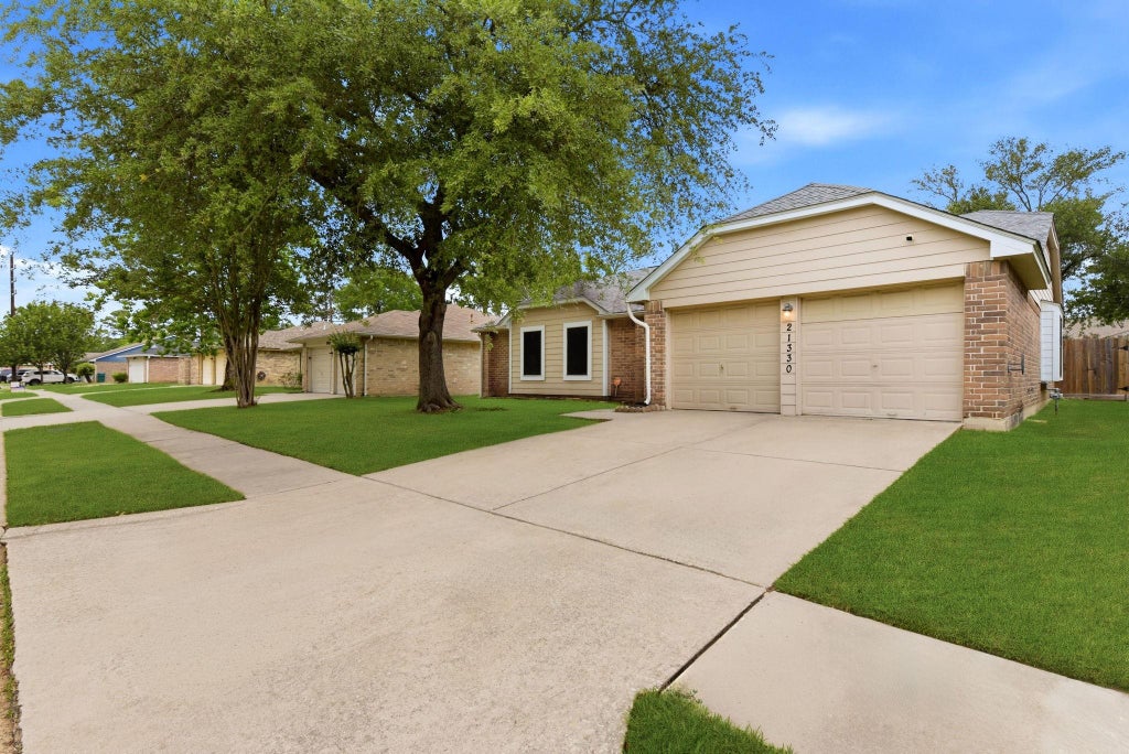 Photo of 21330 Golden Dove Drive, Spring, TX 77388 (MLS # 7329268)