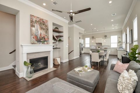 Photo of 2936 Rusk Street, Houston, TX 77003 (MLS # 20962211)