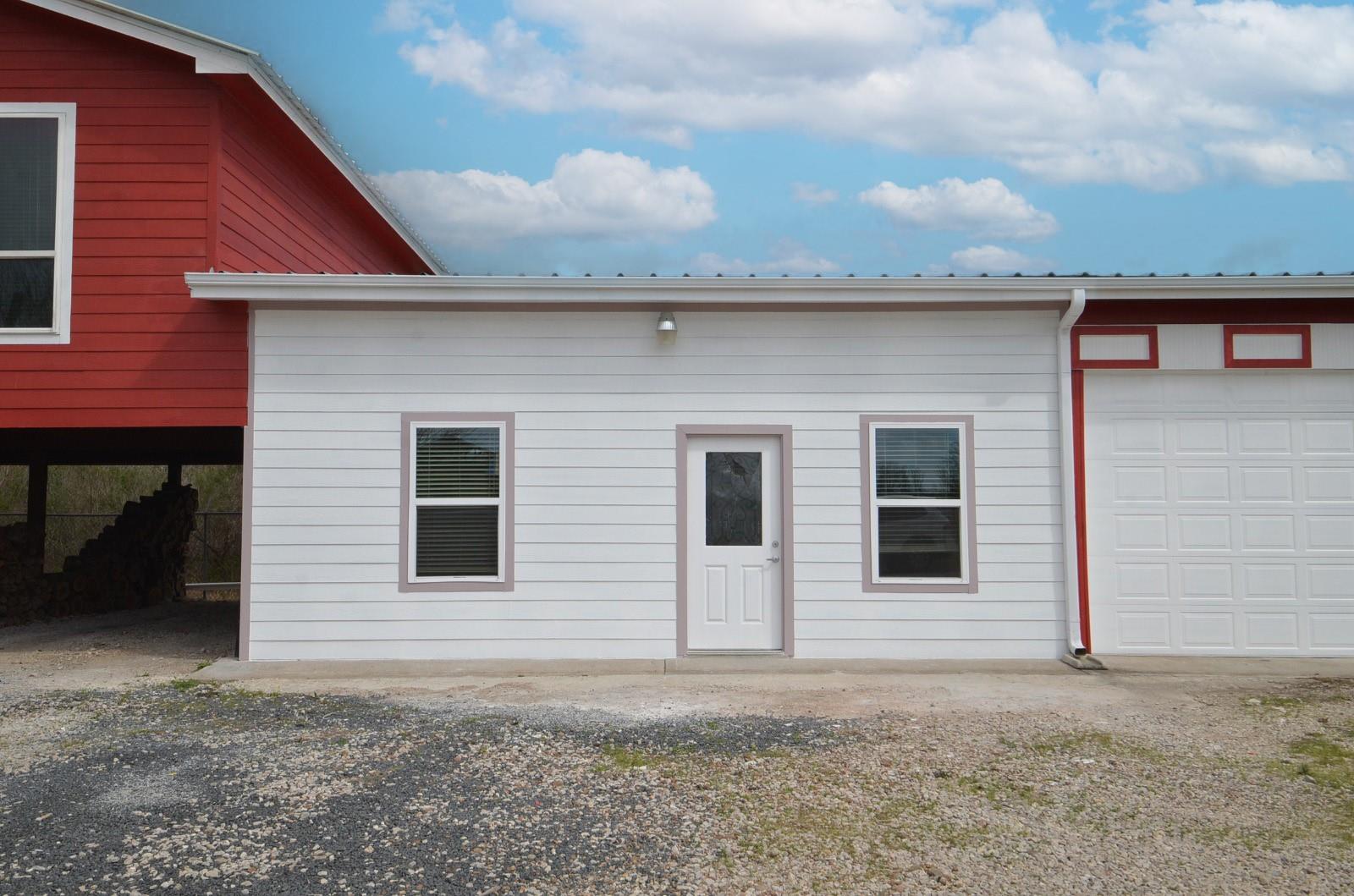2002 W Airline County Road 55
