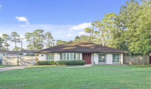 Photo of 758 W 42nd Street, Houston, TX 77018 (MLS # 36967242)