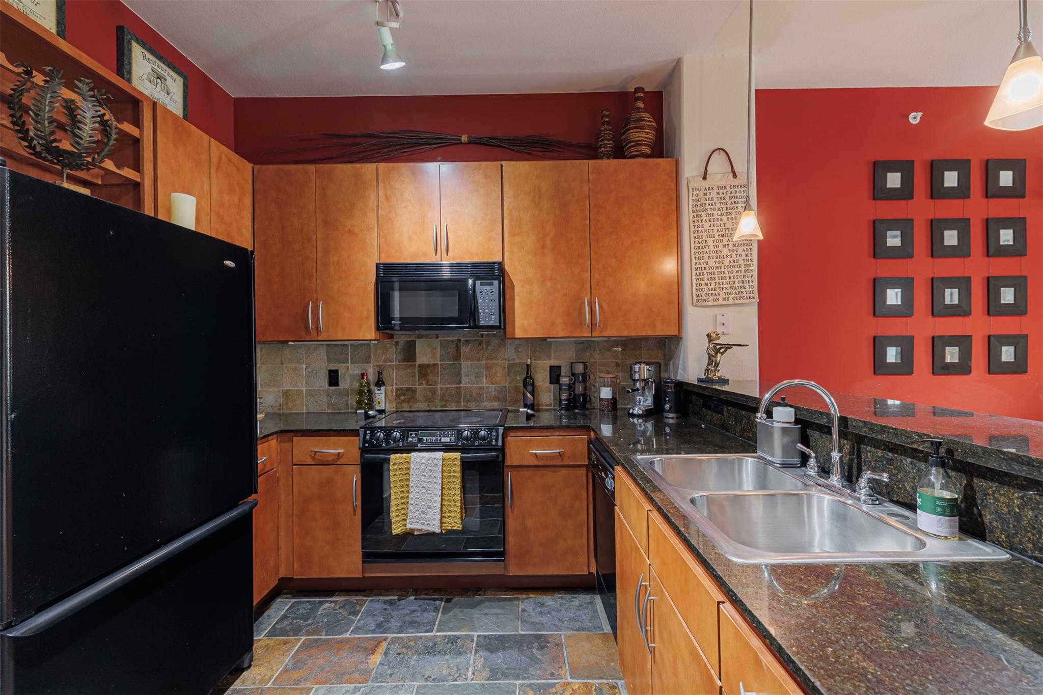 1901 Post Oak Boulevard 2112