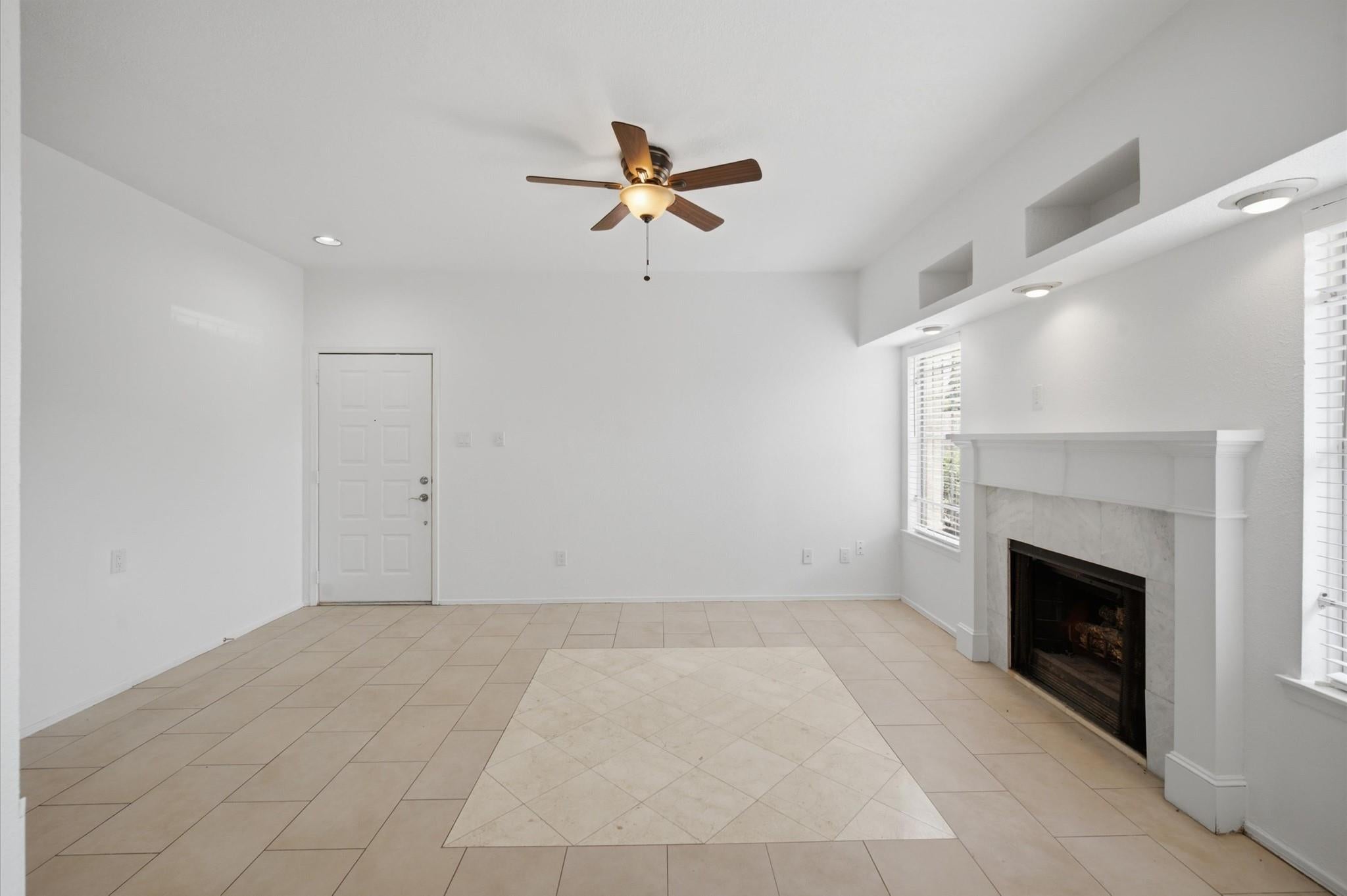 2011 Spenwick Drive 717