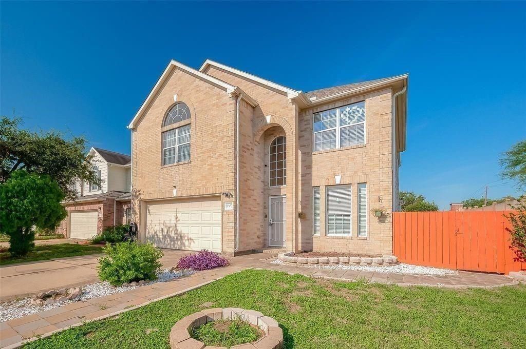 Photo of 6302 Wellness Landing Ln Ln, Houston, TX 77072 (MLS # 38976621)