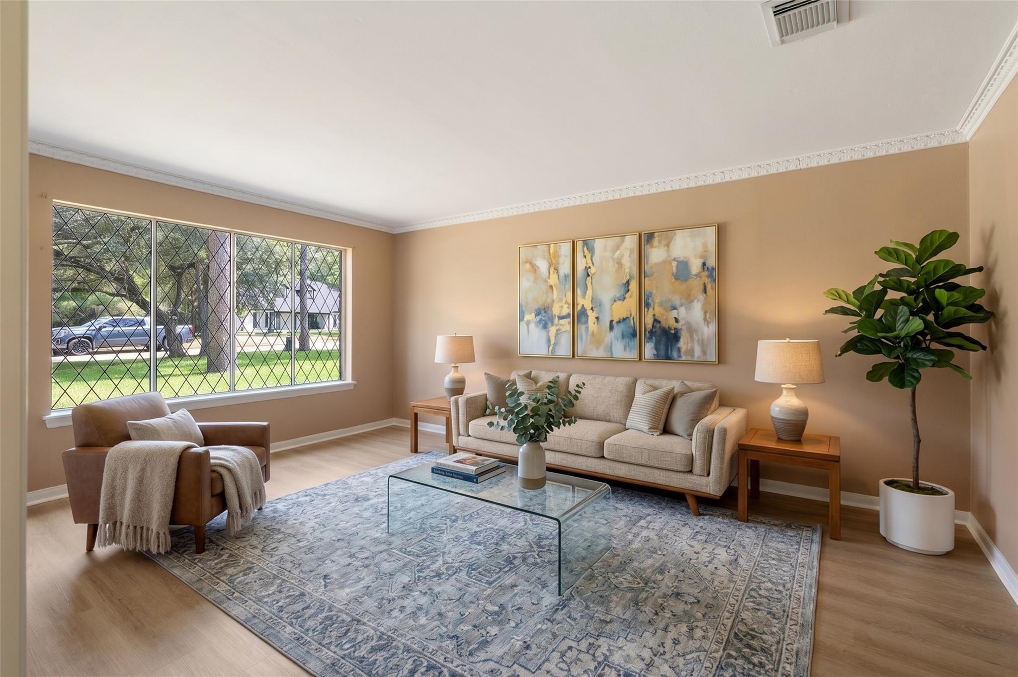 6315 Hickorycrest Drive