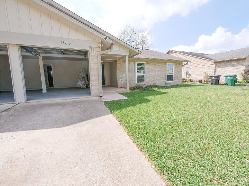 Photo of 13103 Wilde Glen Lane, Houston, TX 77072 (MLS # 23046538)