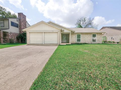 13103 Wilde Glen Lane Houston TX 77072