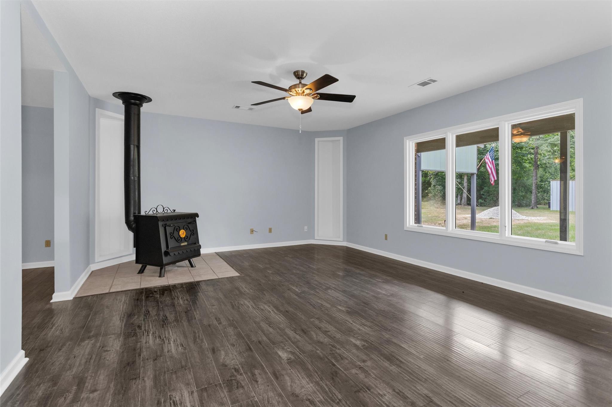 586 Diggs Rd Road