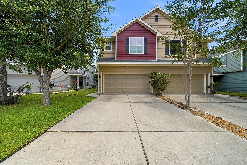 8915 Elm Drake Lane