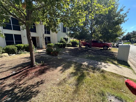 Photo of 6005 Rayburn Drive, Fort Worth, TX 76133 (MLS # 50154184)