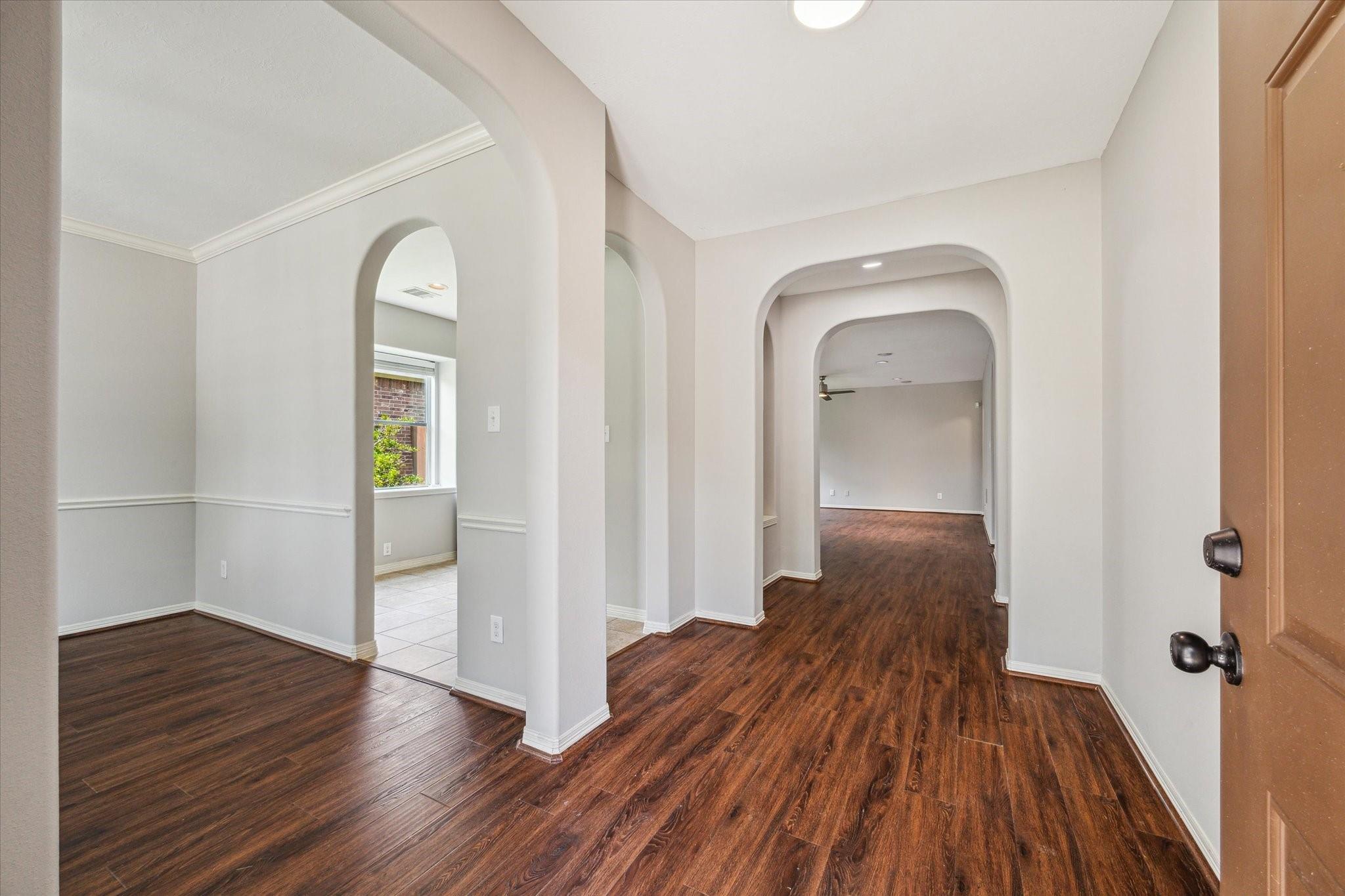 3105 W Trail Drive