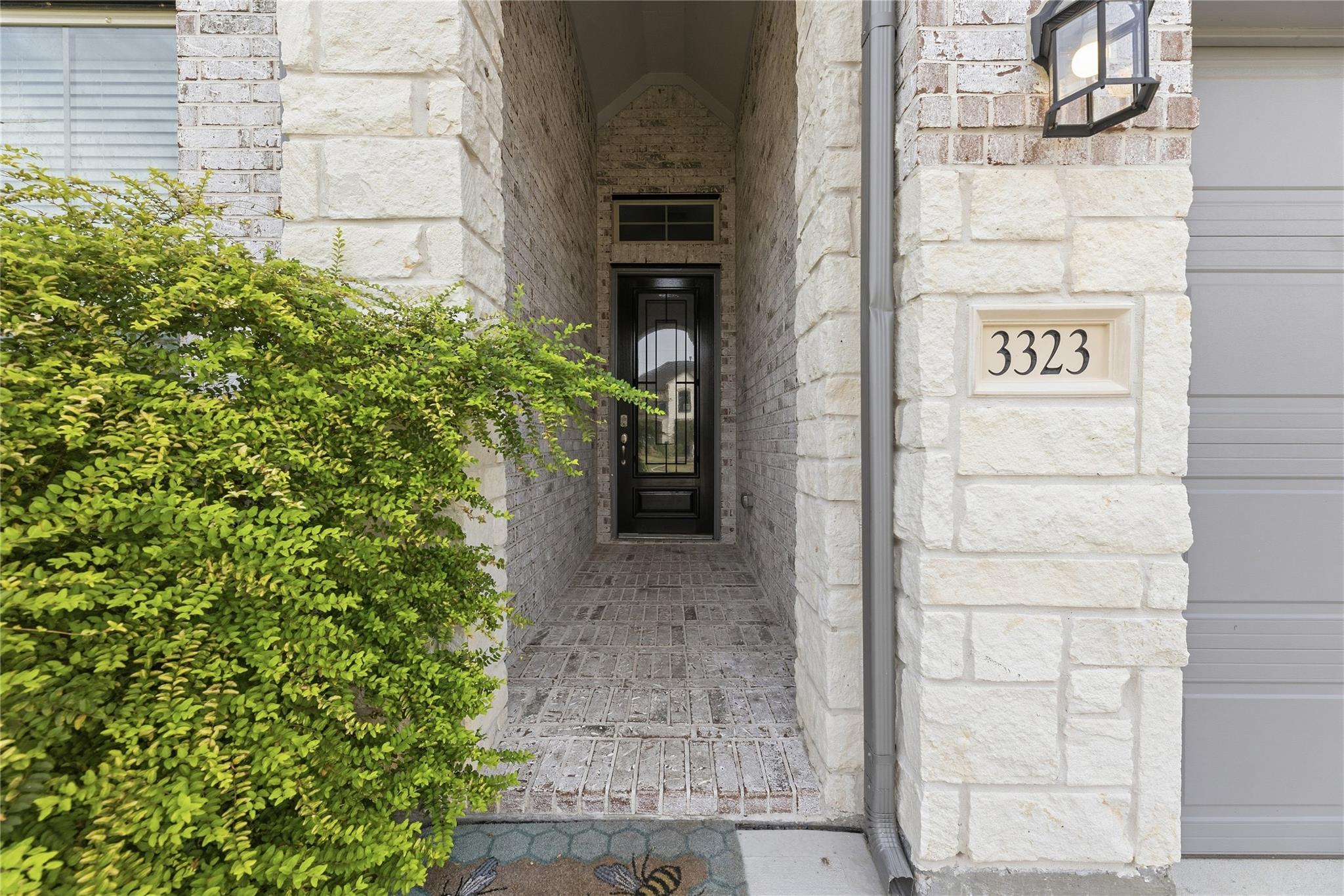 3323 Majestic Pine Lane