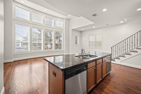 Homes For Rent - 2923 Pease Street<br/> Houston, TX 77003
