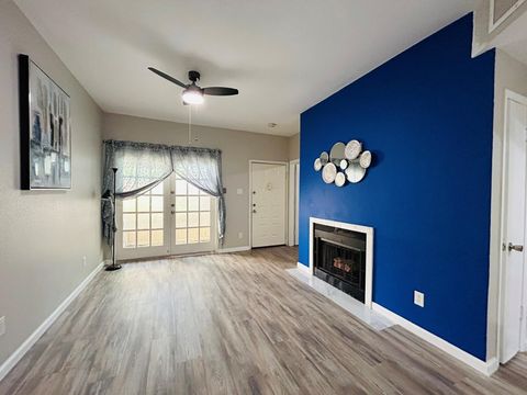Photo of 2121 El Paseo Street #1209, Houston, TX 77054 (MLS # 47647780)