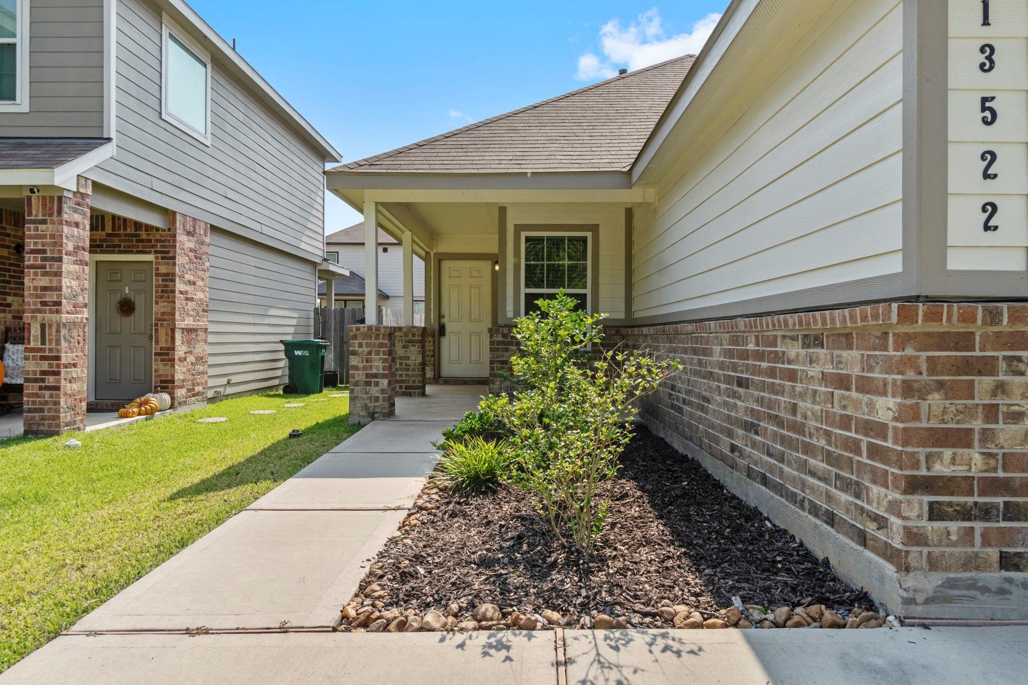 13522 Luke Prairie Court