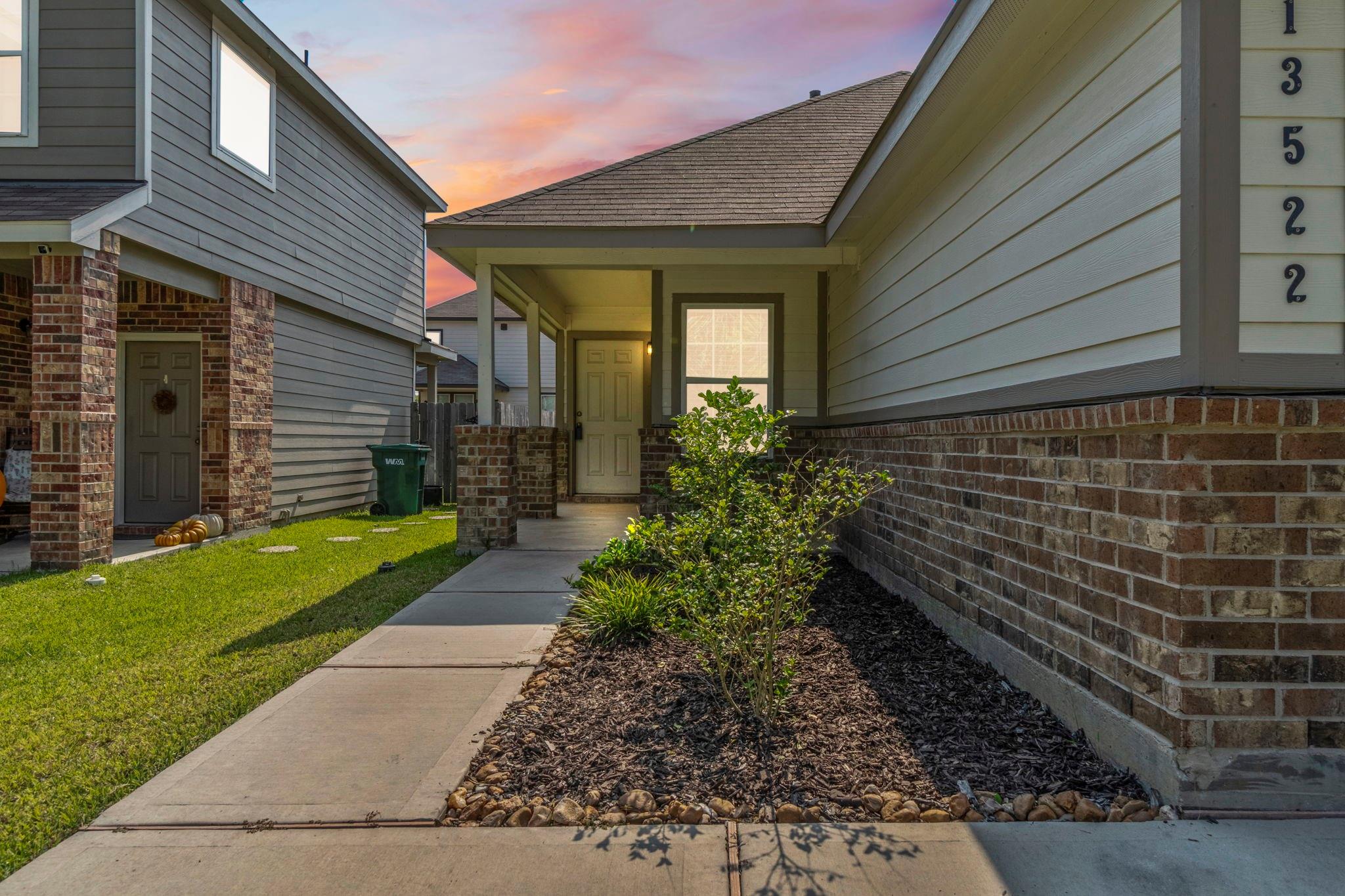 13522 Luke Prairie Court