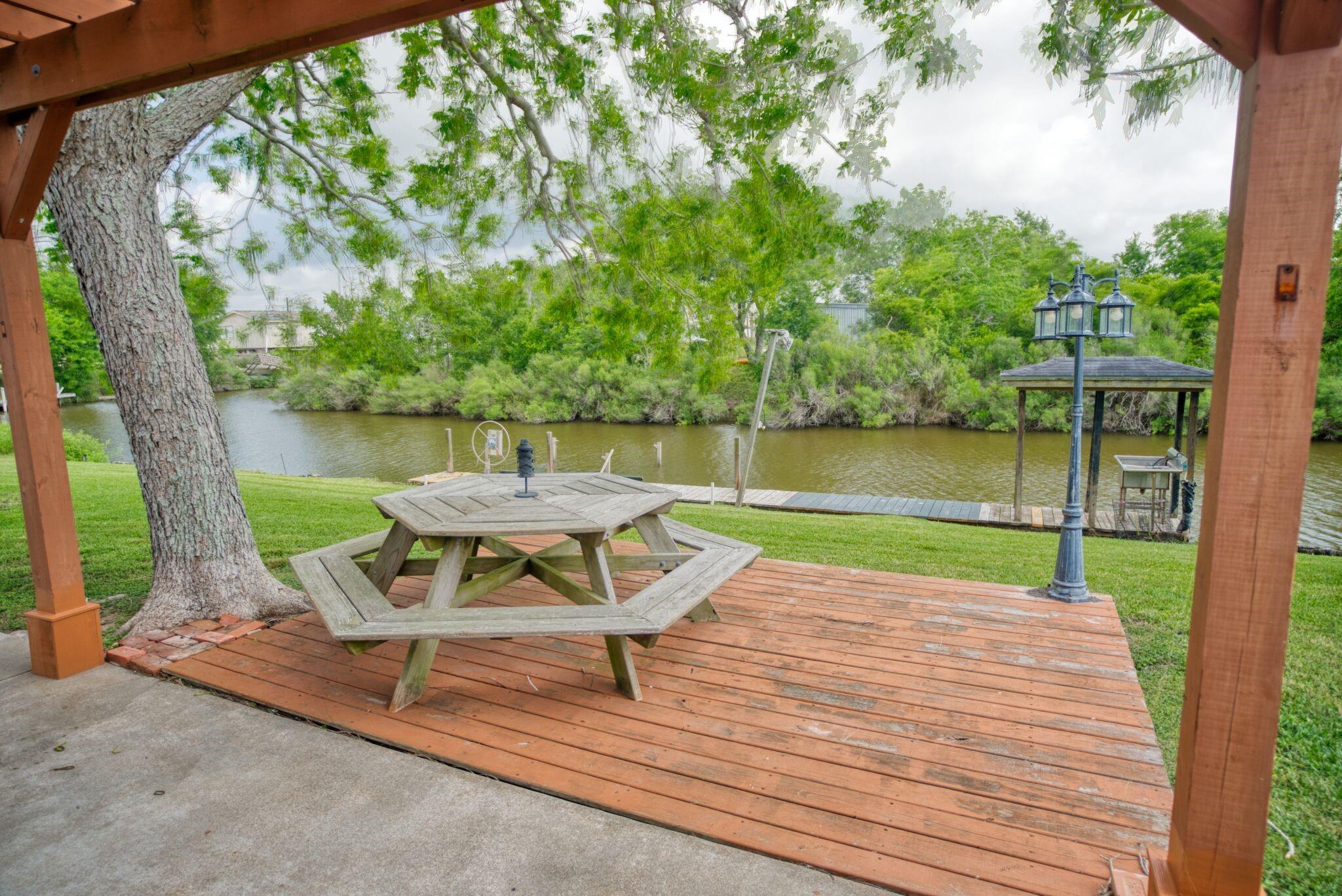 5131 County Road 868e