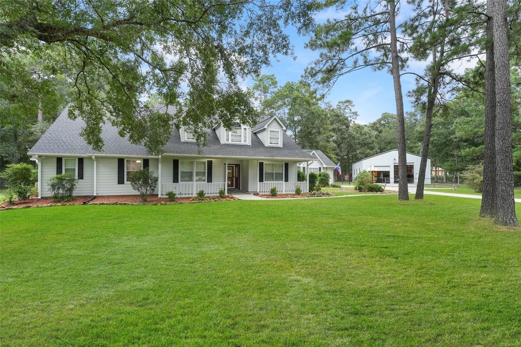 Photo of 21927 Kimberlys Point, New Caney, TX 77357 (MLS # 89273651)