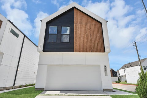 Photo of 4011 Boho Lane, Houston, TX 77045 (MLS # 38530242)