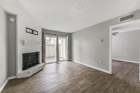 Photo of 250 El Dorado Boulevard #175, Houston, TX 77598 (MLS # 63039004)