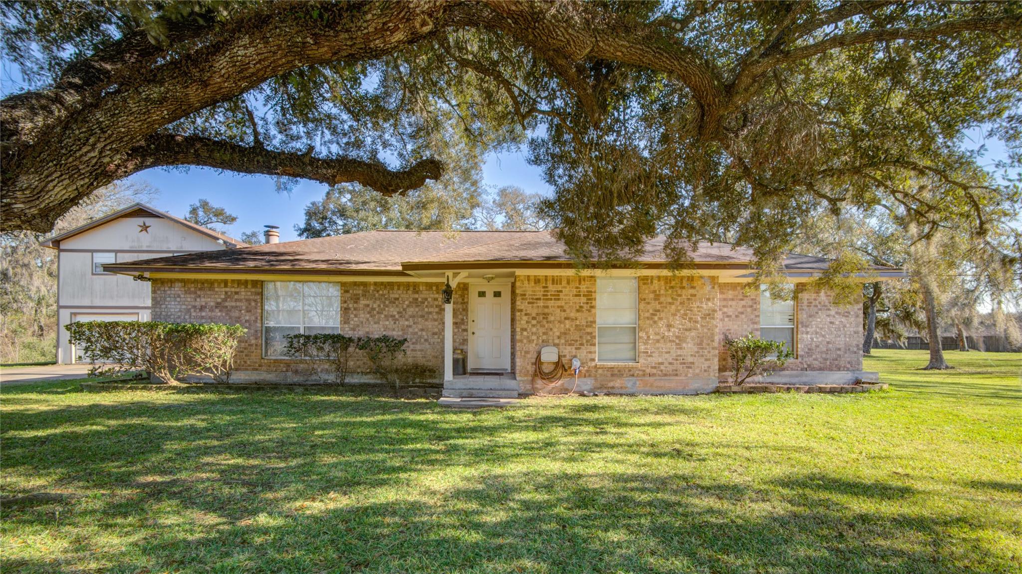 411 County Road 912a