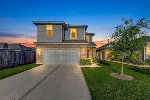 Photo of 24715 Russet Bluff Trail, Houston, TX 77336 (MLS # 53333443)