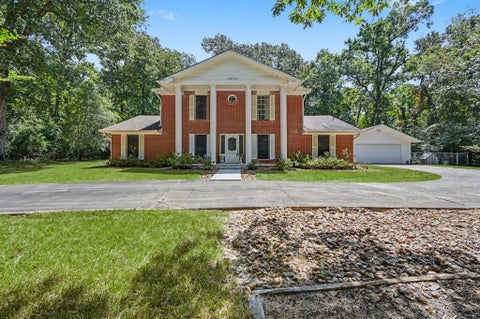 Photo of 5188 Old Castle Way, Conroe, TX 77304 (MLS # 37458038)