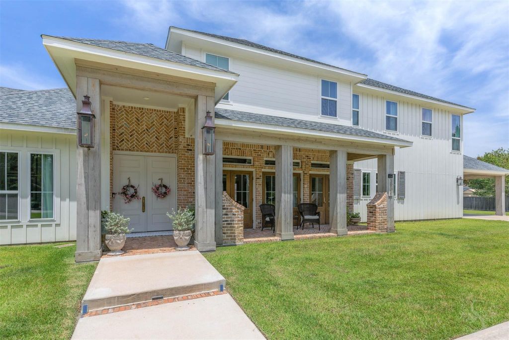 Photo of 3907 Long Leaf Ln Ln, Kingwood, TX 77365 (MLS # 88923977)