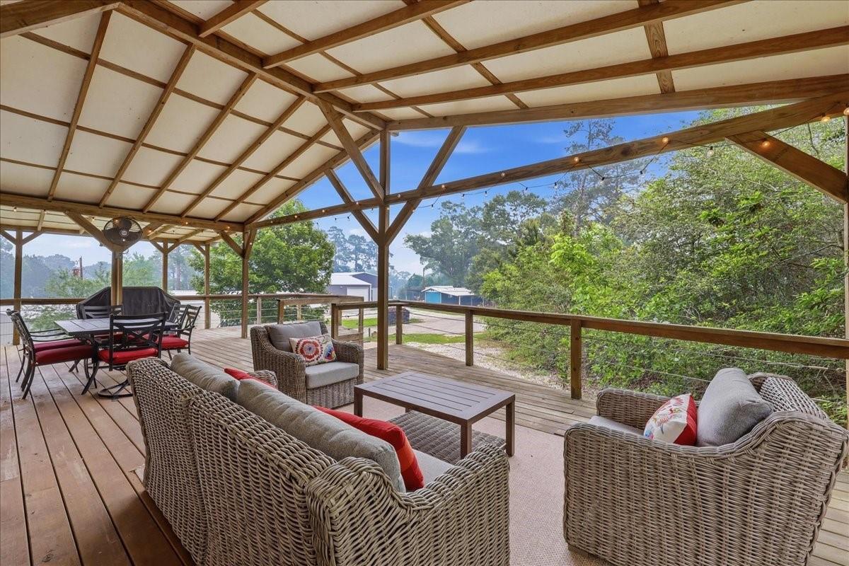 209 Knollwood Drive Drive