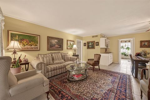 Photo of 7600 Burgoyne Road #251, Houston, TX 77063 (MLS # 31684120)