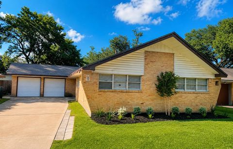 Photo of 4314 Benning Drive, Houston, TX 77035 (MLS # 19275592)