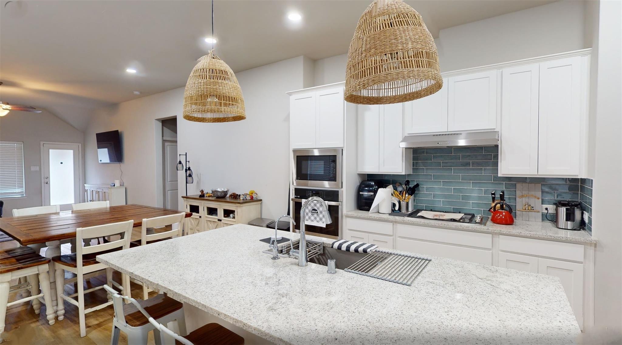 718 Santa Elena Trail