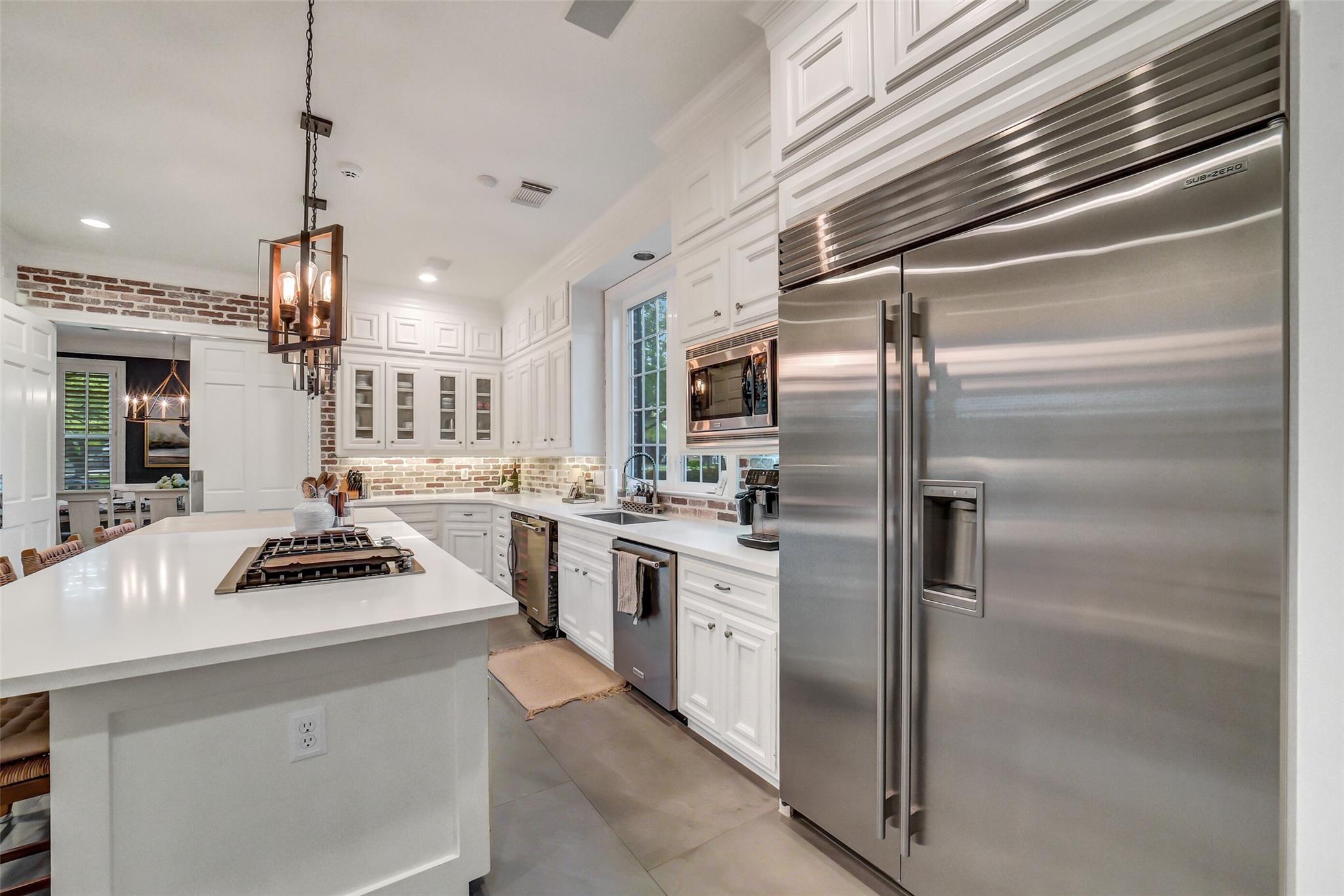 3106 Huntington Court