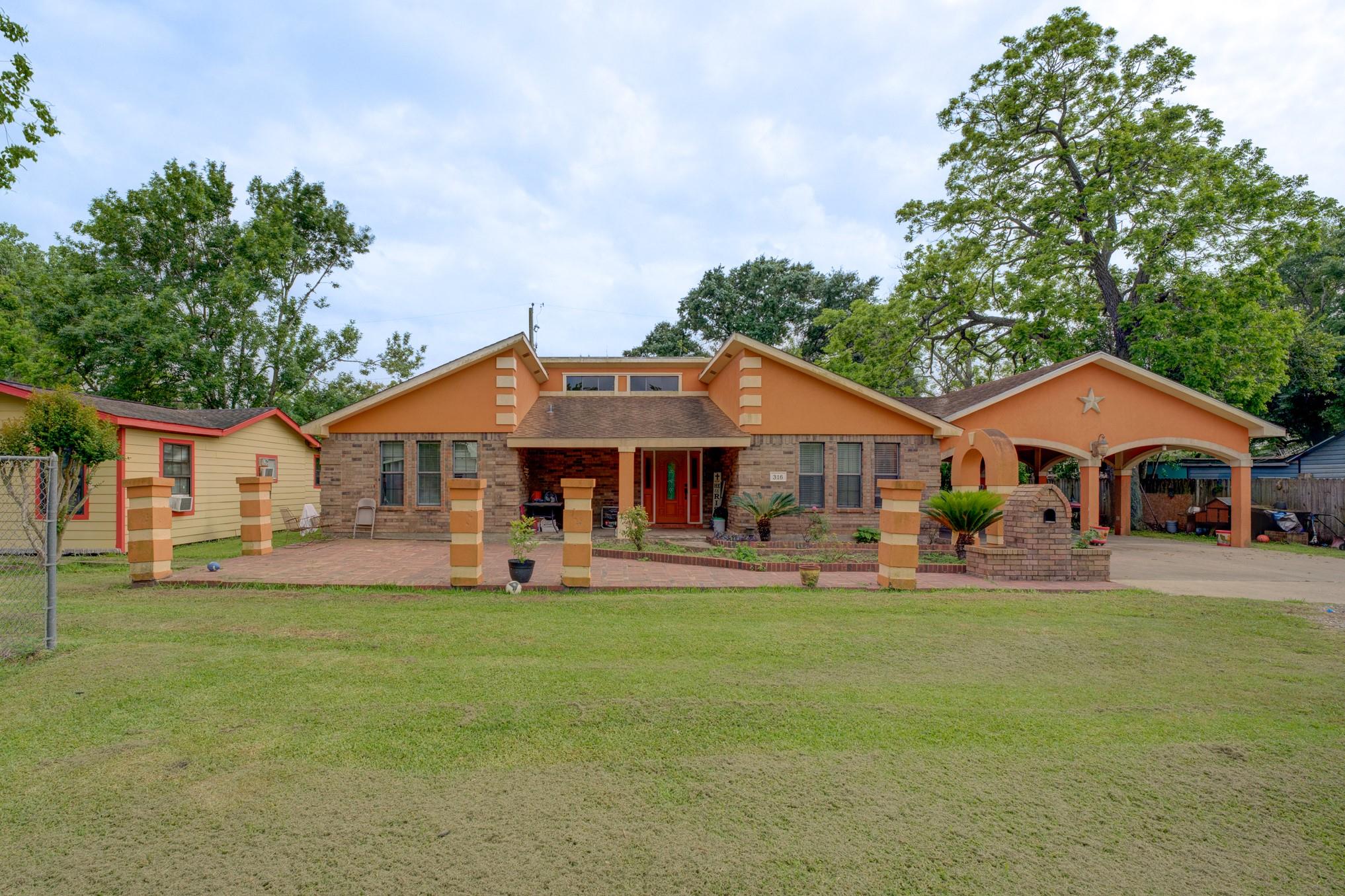 316 Hickman Lane