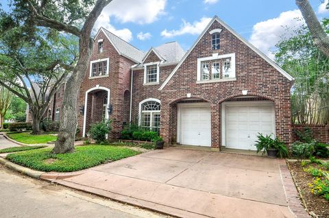 Photo of 19 Ambleside Crescent Drive, Sugar Land, TX 77479 (MLS # 60442434)