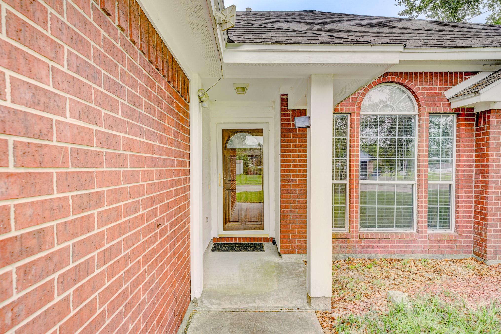 1140 Thomas Drive